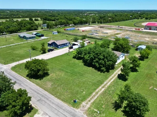 310 Broadway Ave, Anna, TX 75409
