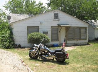 2026 1/2 W Hickory St, Denton, TX 76201