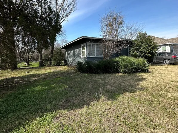 1032 Osborne Ln, Fort Worth, TX 76112