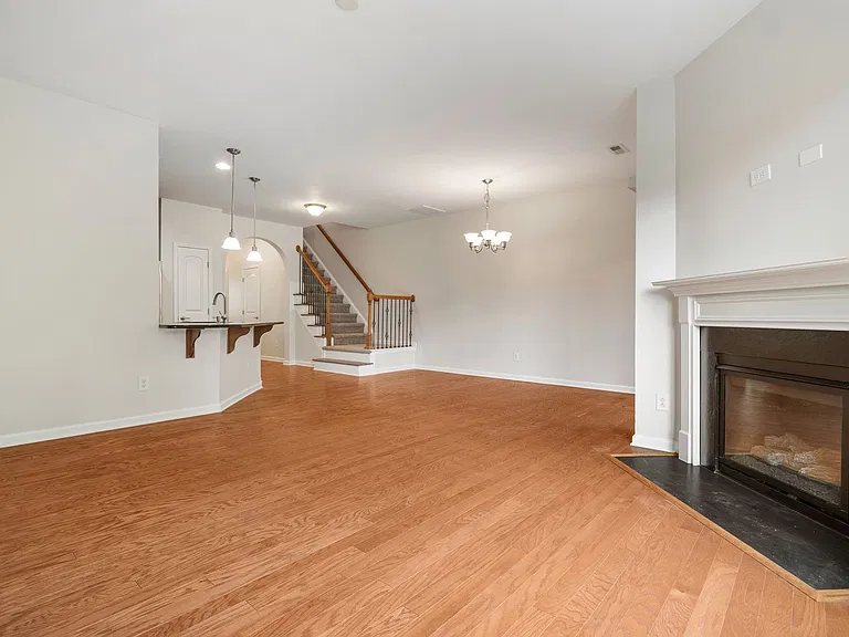 72 Argonaut Dr — Photo 8