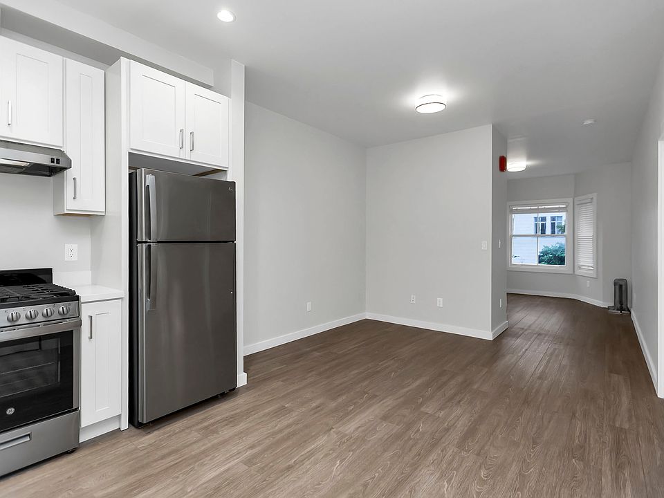 1st image of 1658 Sacramento St #7
