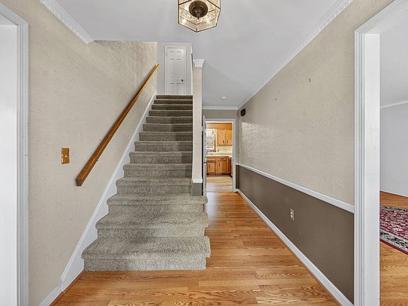 5th image of 110 Sugar Creek Rd