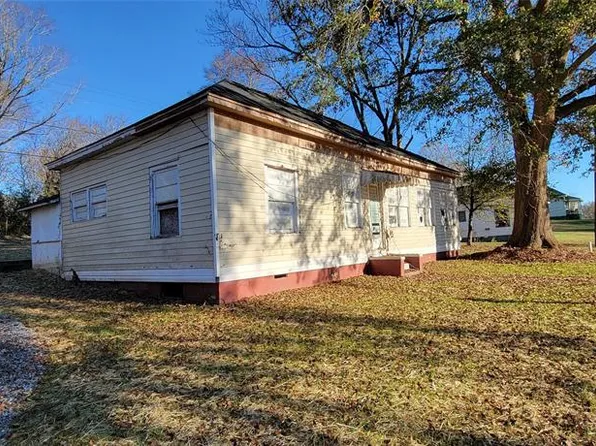 112 Martin St, Lawndale, NC 28090