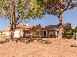 14692 Ponderosa Ranch Rd, Victorville, CA 92392