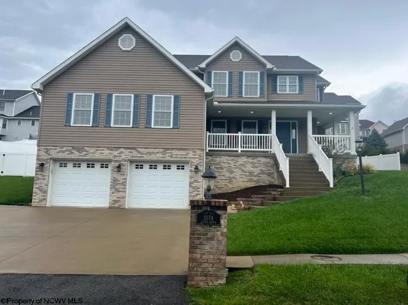 1078 Autumn Ave, Morgantown, WV 26508
