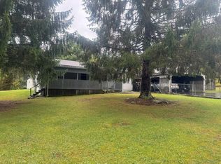 127 Homemont Dr, Cool Ridge, WV 25825