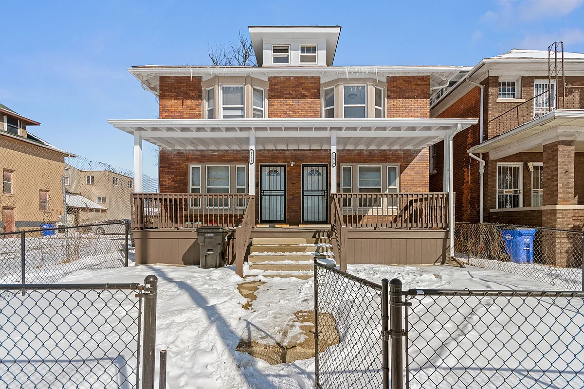 Building Photo - 1476 W Grand Blvd
