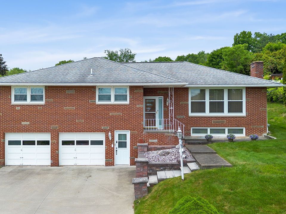 1st image of 13 Oxford Dr