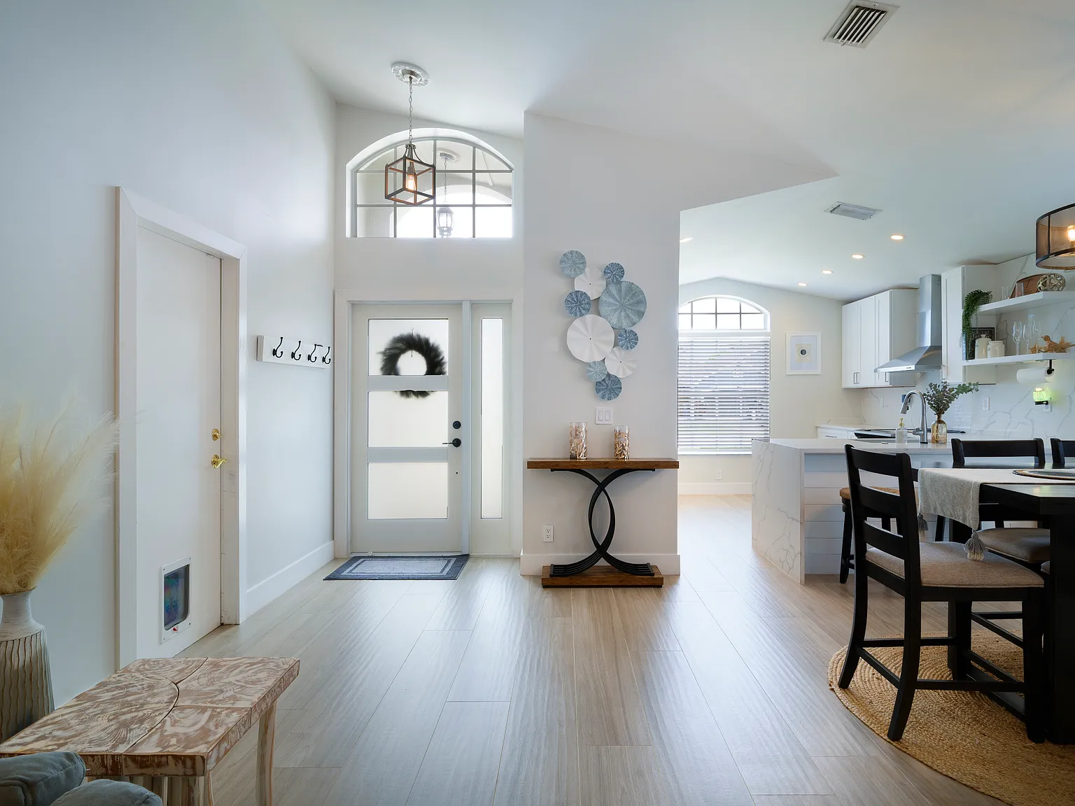 6354 Hollywood St — Photo 4