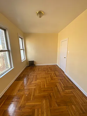 Rented by New York Residence | media 28