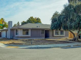 3700 Sweet Water St, Bakersfield, CA 93309