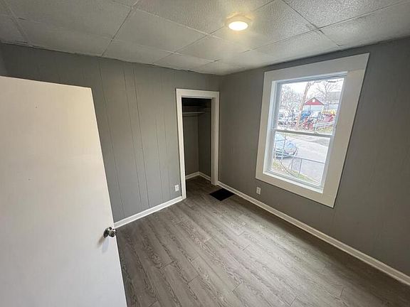 5th image of 16 Cummings St