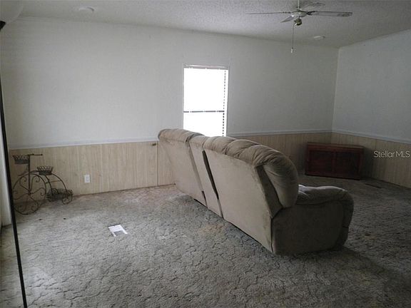 3rd image of 895 County Road 481