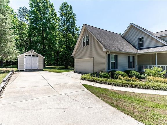 2nd image of 1204 Foxhaven Dr