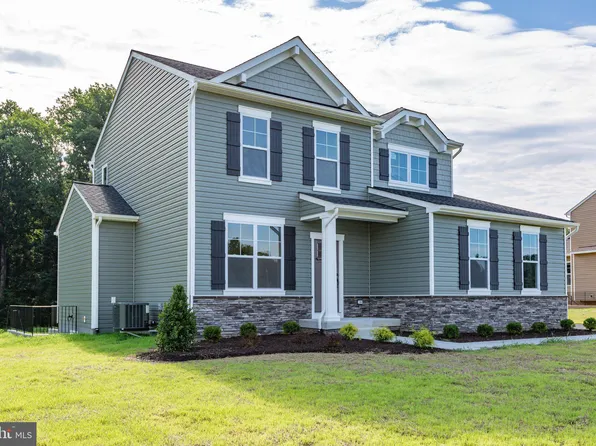 15611 Owens Dr, King George, VA 22485