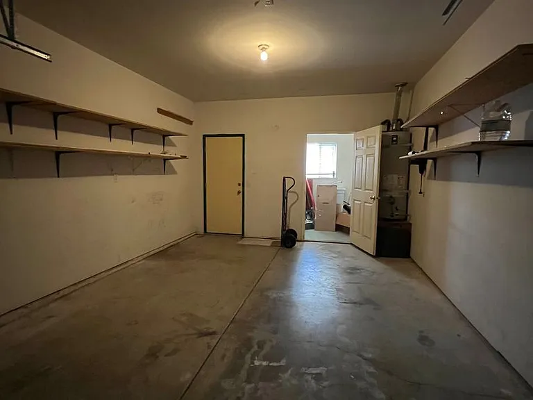 1417 Hall Ave — Photo 19