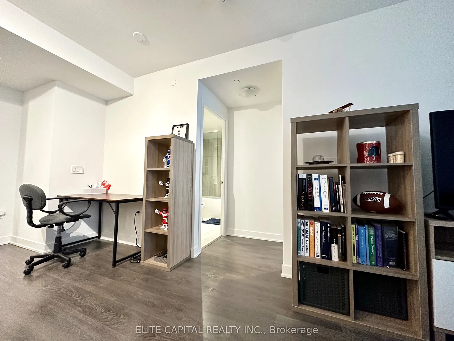 1 bed, $2,000 — Photo 4