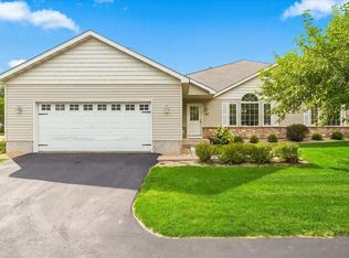 63 Brighton Path, Hudson, WI 54016