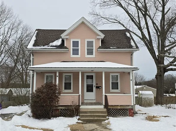 16 Matteson Ave, West Warwick, RI 02893