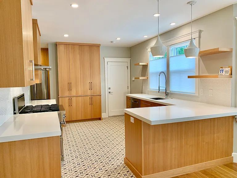 19 Pemberton St #1 — Photo 5