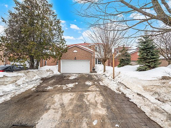 2nd image of 44 Carruthers Cres