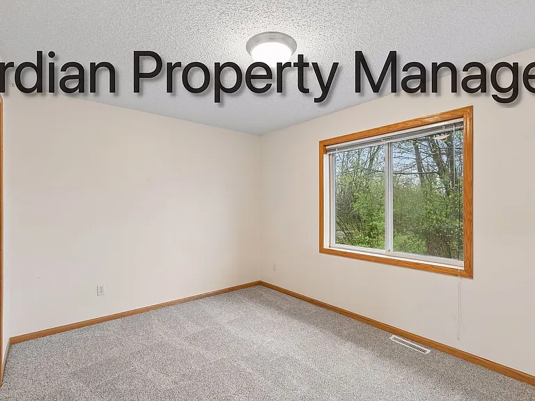 249 Pleasant Ln — Photo 20