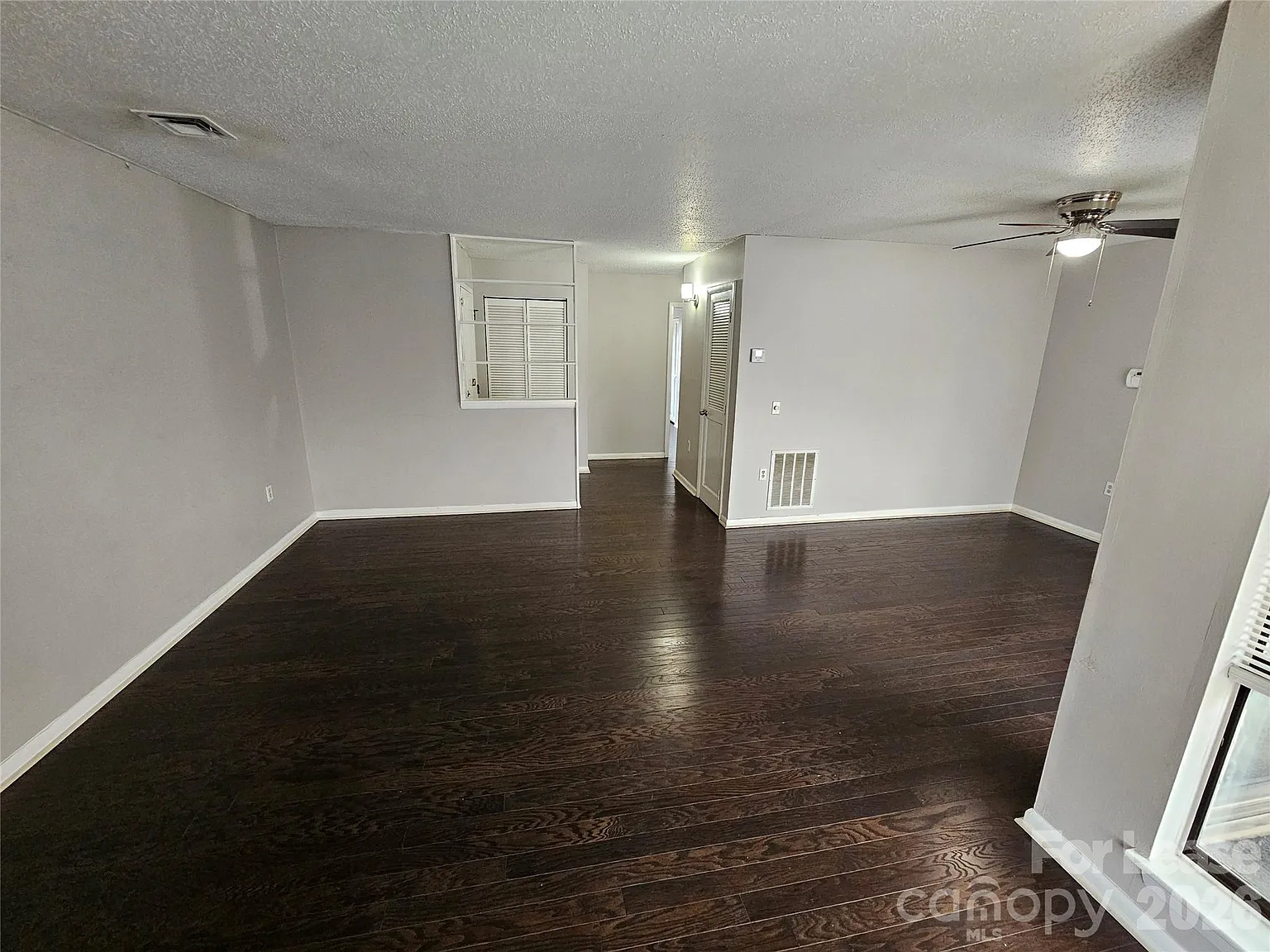 2 bed, 2.0 bath, 1053 sqft, $1,500 — Photo 4