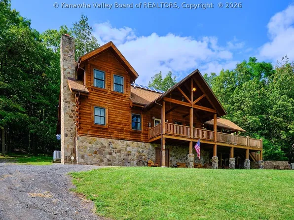 510 Shamrock Dr, Maysville, WV 26833