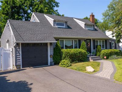 1047 Pulaski Road, East Northport, NY, 11731