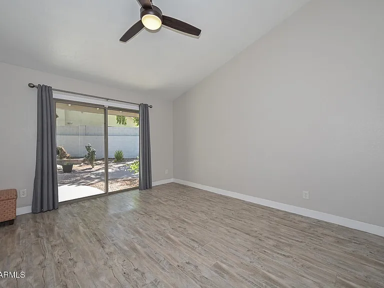 11509 N 109th Way — Photo 29
