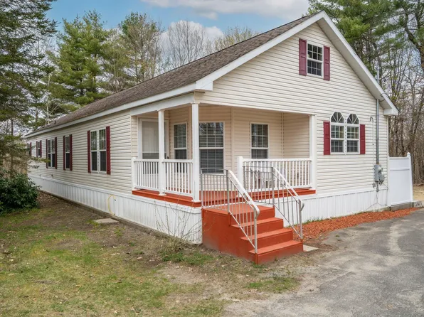 131 Ferry Road, Chelsea, ME 04330