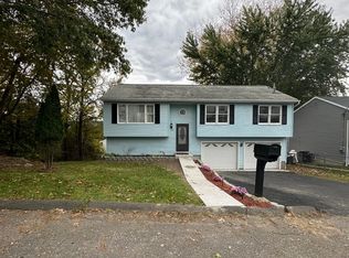 35 Santoro St, Waterbury, CT 06704