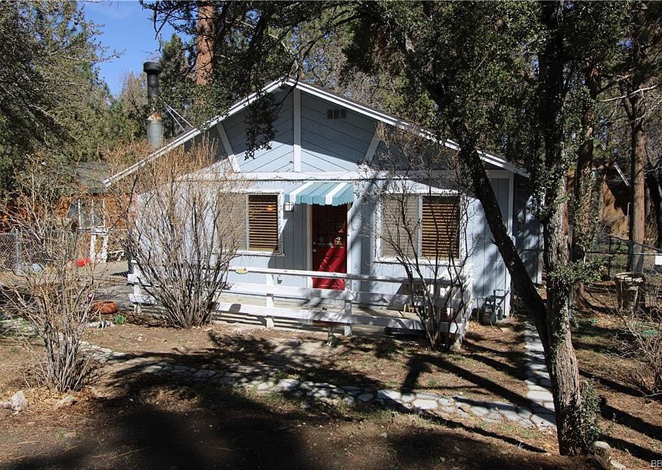1st image of 453 Holmes Ln
