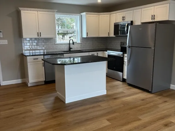 60 Diller Ave, New Holland, PA