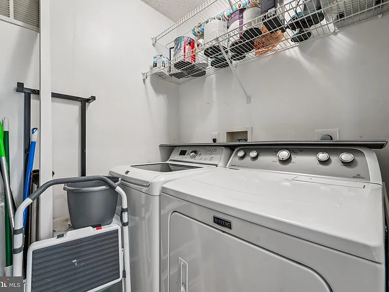 2444 Blue Spring Ct #303 — Photo 15