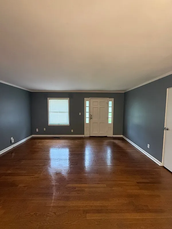 4 bed, 2.0 bath, 1620 sqft, $1,575 — Photo 3