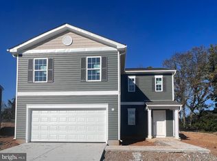 371 Gatehouse Pl, Charles Town, WV 25414