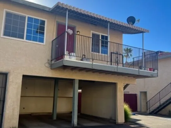 306-5 Waterman Ct #D, El Centro, CA 92243