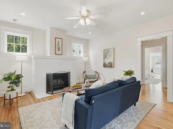 1319 Decatur St NW, Washington, DC 20011