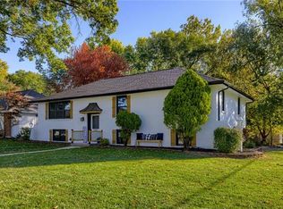 1334 SW 14th Street Ter, Blue Springs, MO 64015