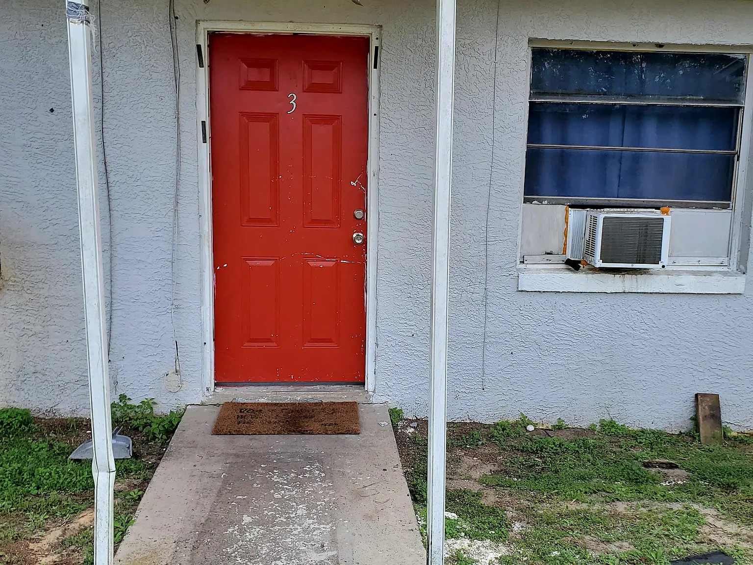 1002 Daniel Street - Unit 3 — Photo 2