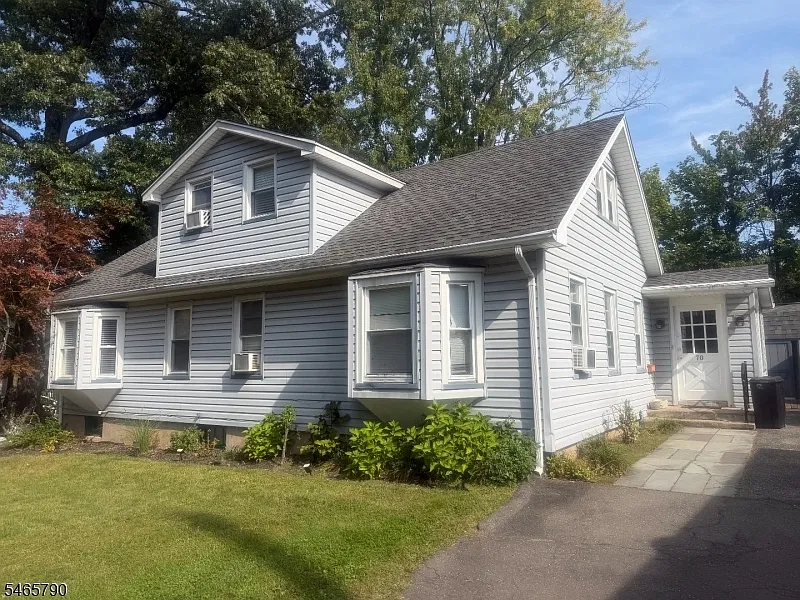 1 bed, 1.0 bath, $1,950 — Photo 4