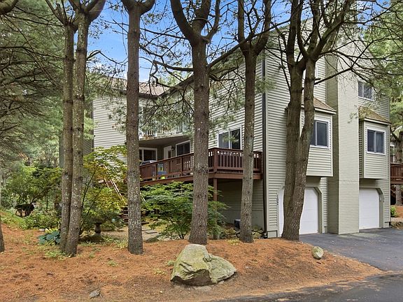 2nd image of 192 Captain Eames Cir #192