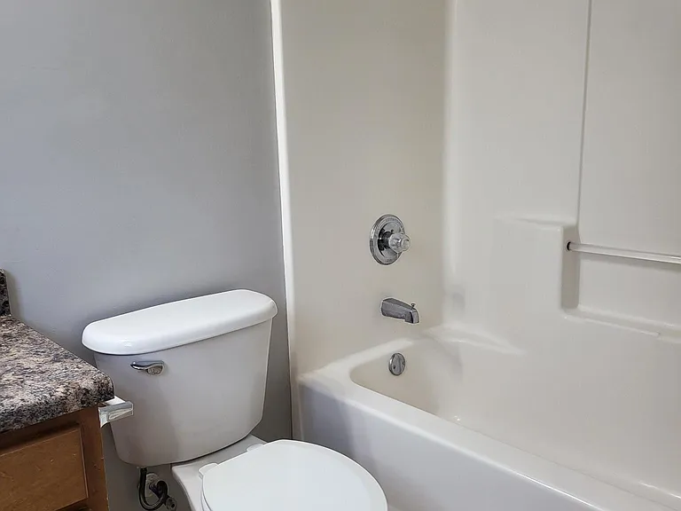 105 Embleton Ct #A — Photo 18