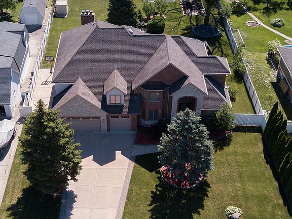 3rd image of 10423 S 75th Ave