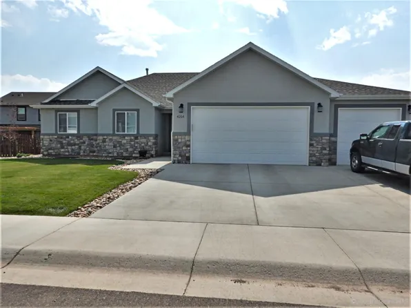 4214 Shoshone Dr, Laramie, WY 82072