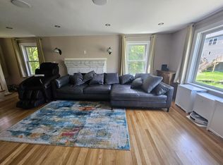 7 Darrow St, Worcester, MA 01606