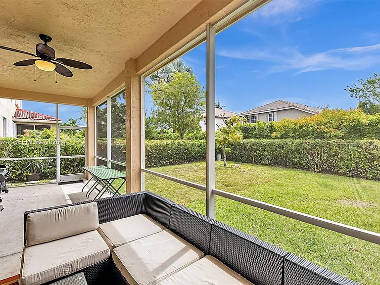 3711 Falcon Ridge Cir — Photo 46