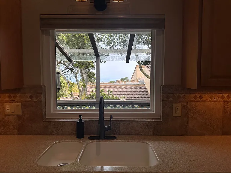 214 Mar Vista Dr — Photo 15
