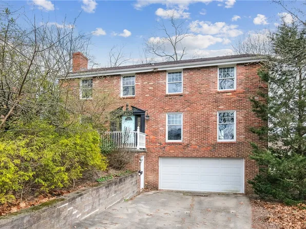 2123 Clairmont Dr, Pittsburgh, PA 15241